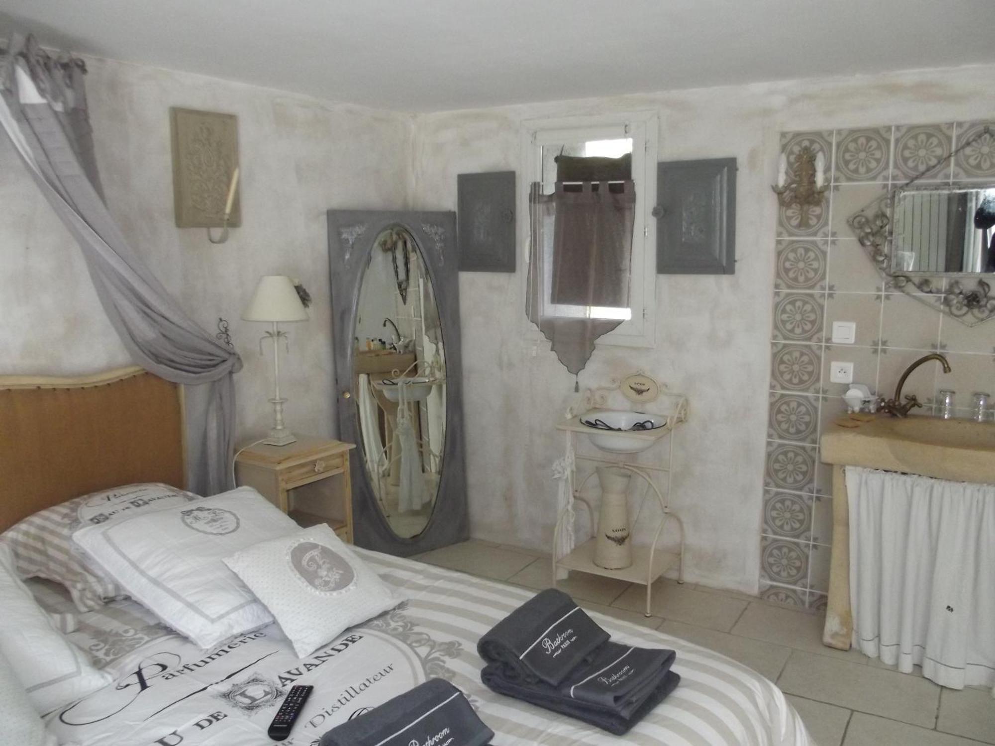 Le Moulin De Sonnailles Panzió Cabriès Szoba fotó